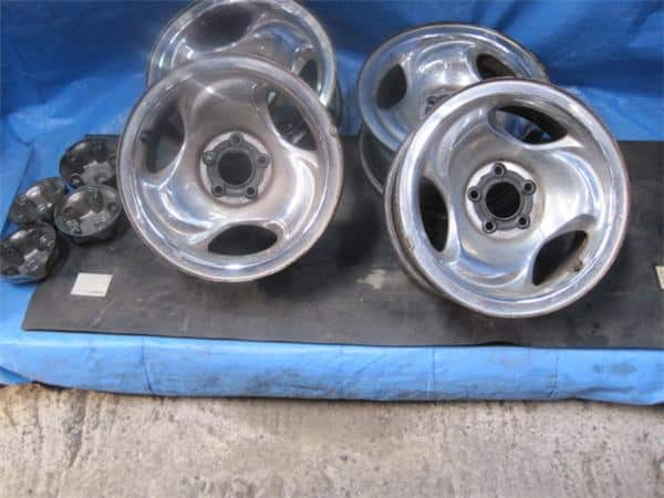 Wheels4 FORD Explorer 1997 E-1FMXSU34 — photo 1