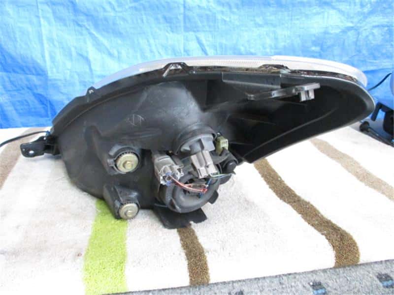 Right Headlight NISSAN Moco 2004 ABA-MG21 — photo 2