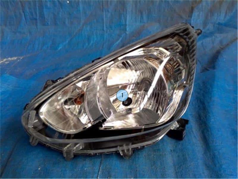 Left Headlight MITSUBISHI Mirage 2012 DBA-A05A — photo 2