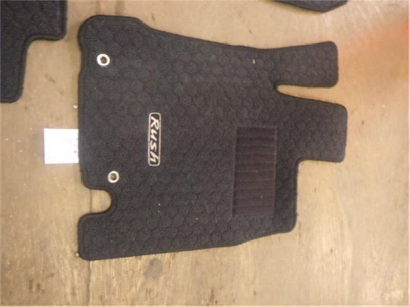 Floor Mat TOYOTA Rush 2014 ABA-J210 — photo 2