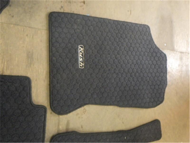 Floor Mat TOYOTA Rush 2014 ABA-J210 — photo 3