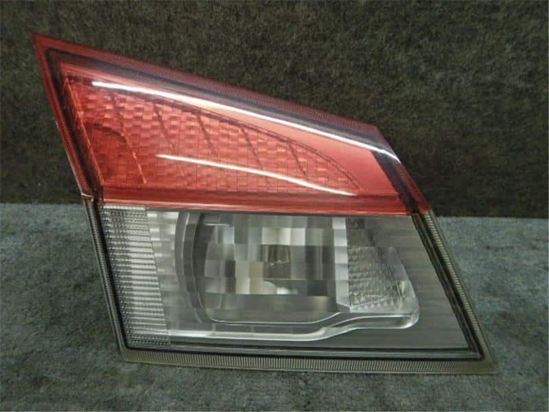 Left Tail Light MITSUBISHI Delica D2 2012 DBA-MB15S — photo 1