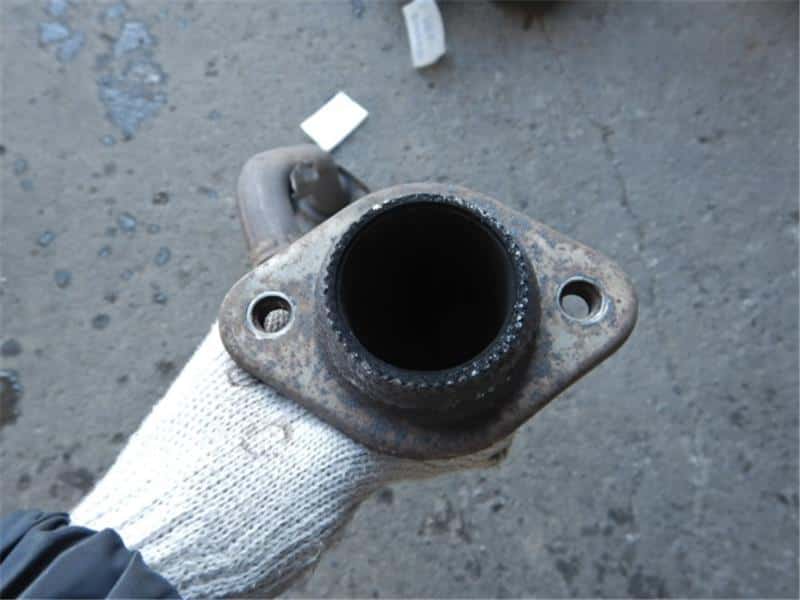 Exhaust Center Muffler MITSUBISHI Delica D2 2012 DBA-MB15S — photo 4