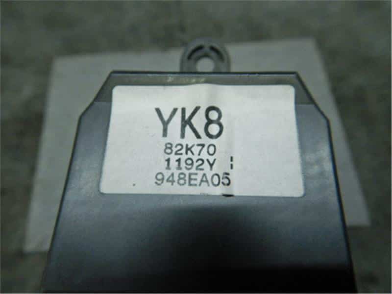 Power Window Switch MITSUBISHI Delica D2 2012 DBA-MB15S — photo 3