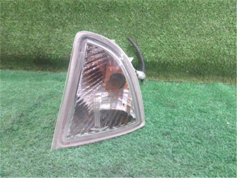 Turn Signal Light TOYOTA Aqua 2012 DAA-NHP10 — photo 1