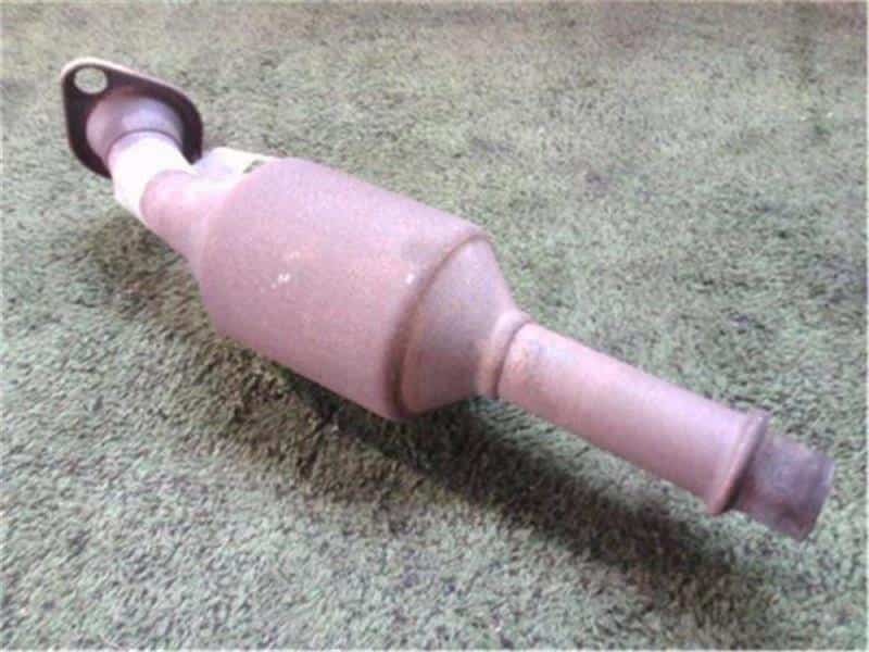 Exhaust Center Muffler SUZUKI Every 2007 EBD-DA64V 1419068H00 — photo 1