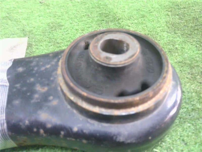 Front Left Lower Control Arm MAZDA Demio 2013 DBA-DE3AS — photo 3