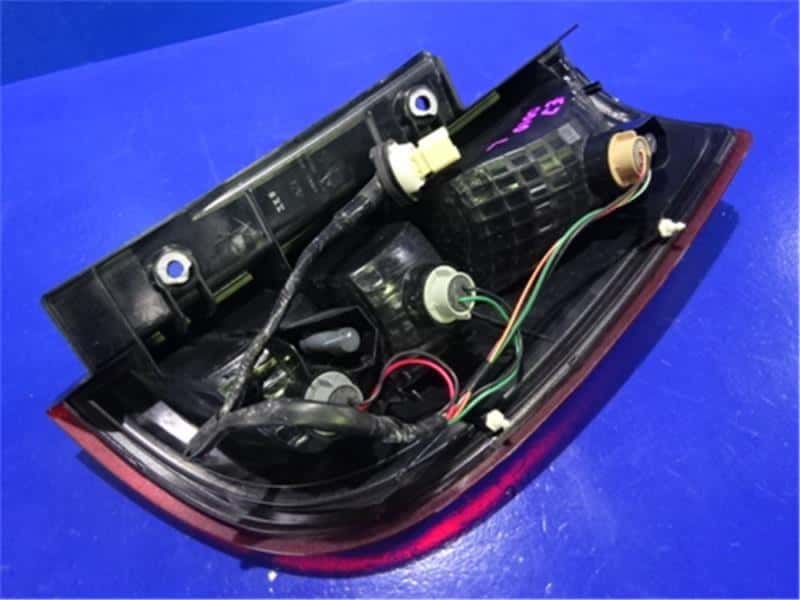 Left Tail Light NISSAN Moco 2008 DBA-MG22 — photo 2