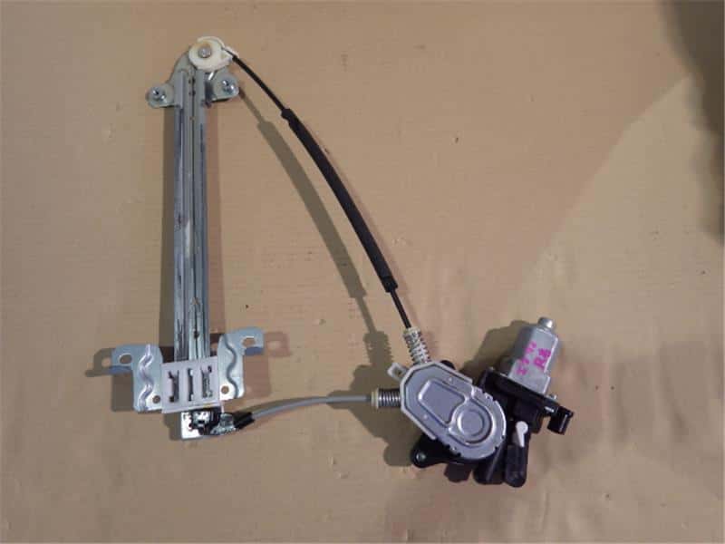 Rear Right Door Window Regulator SUZUKI Every 2011 ABA-DA64W 8350168H00 — photo 1