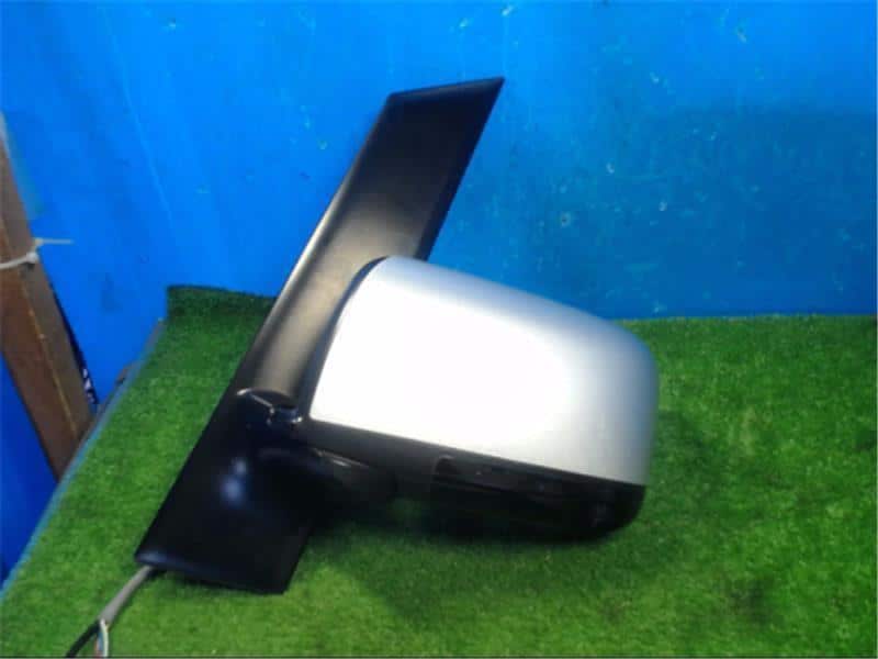 Left Side Door Mirror NISSAN Serena 2007 DBA-CNC25 — photo 1