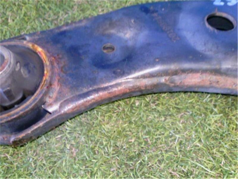 Front Left Lower Control Arm TOYOTA Roomy 2018 DBA-M910A — photo 3