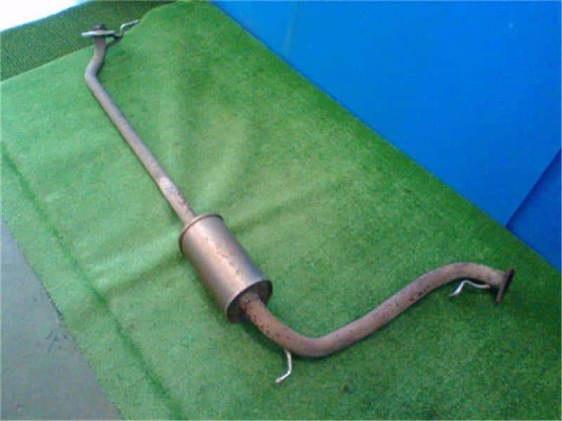 Exhaust Center Muffler HONDA Fit 2011 DBA-GE6 — photo 3