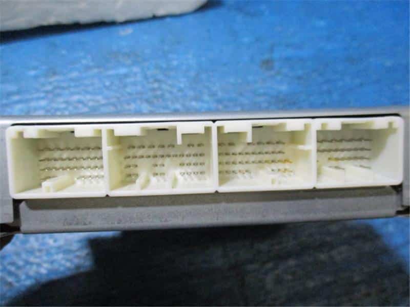 Engine Control Unit / ECU SUBARU Impreza 2008 DBA-GH3 — photo 3