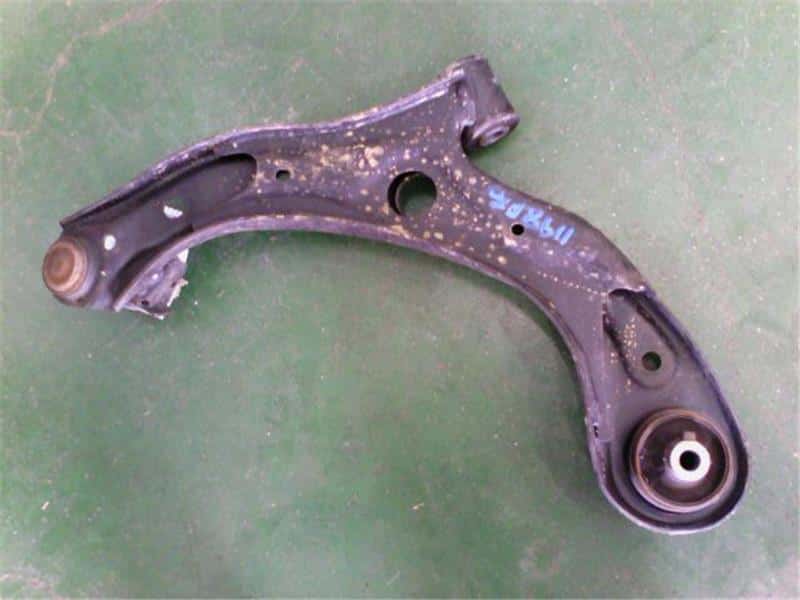 Front Right Lower Control Arm HONDA N BOX 2013 DBA-JF1 — photo 2