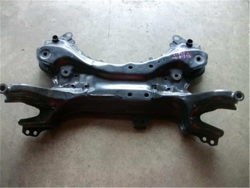 Rear Member Assembly TOYOTA Auris 2017 DBA-NZE181 — photo 1