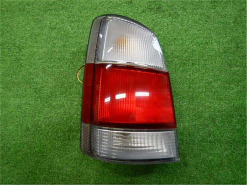 Left Tail Light SUBARU Pleo 1999 GF-RA2 84201KE010 — photo 1