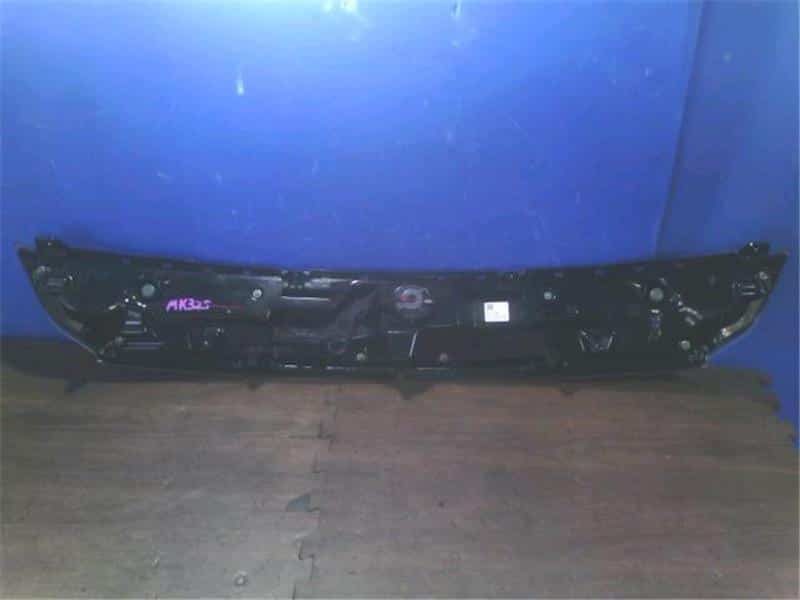 Radiator Grille SUZUKI Spacia 2014 DBA-MK32S — photo 3