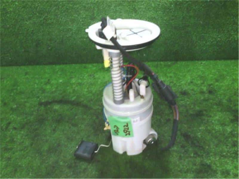 Fuel Pump MERCEDES-BENZ A-Class 2007 DBA-169032 — photo 1