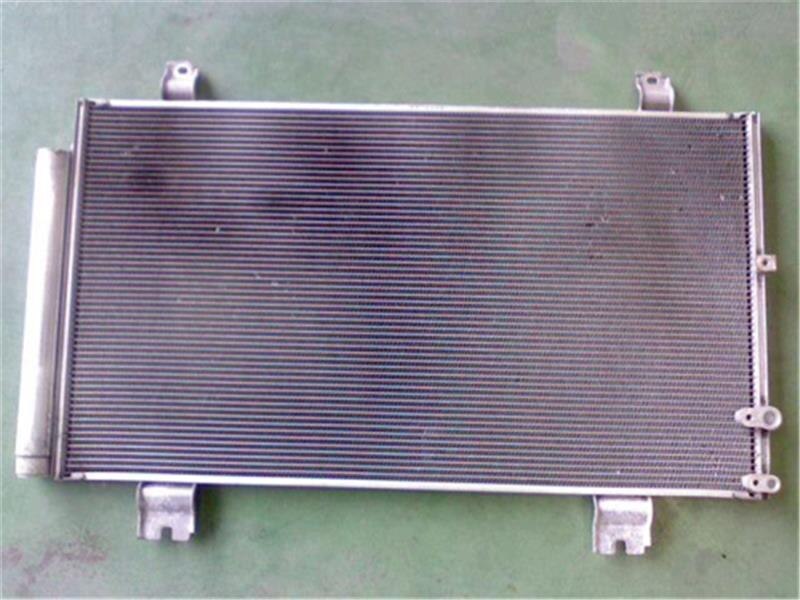 A/C Condenser TOYOTA Mark X 2007 DBA-GRX120 — photo 1