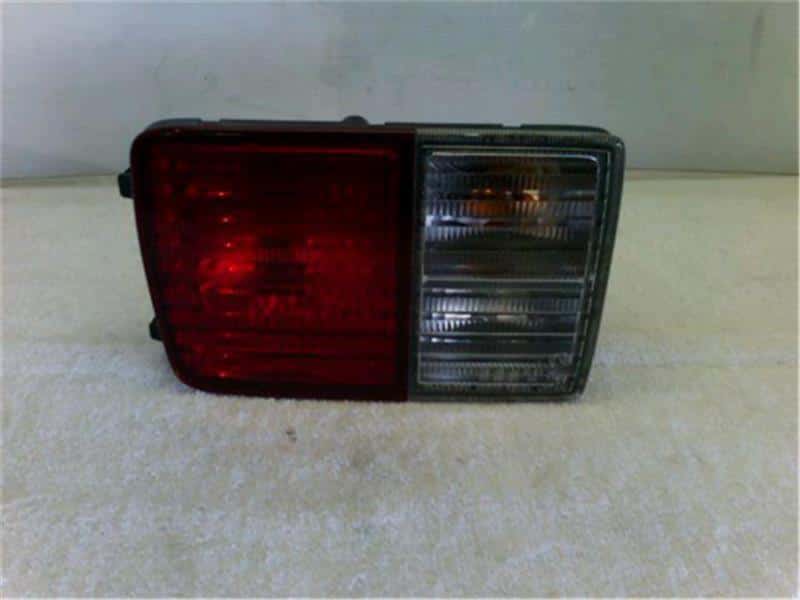 Left Tail Light SUZUKI Every 2011 EBD-DA64V 3567068H01 — photo 1