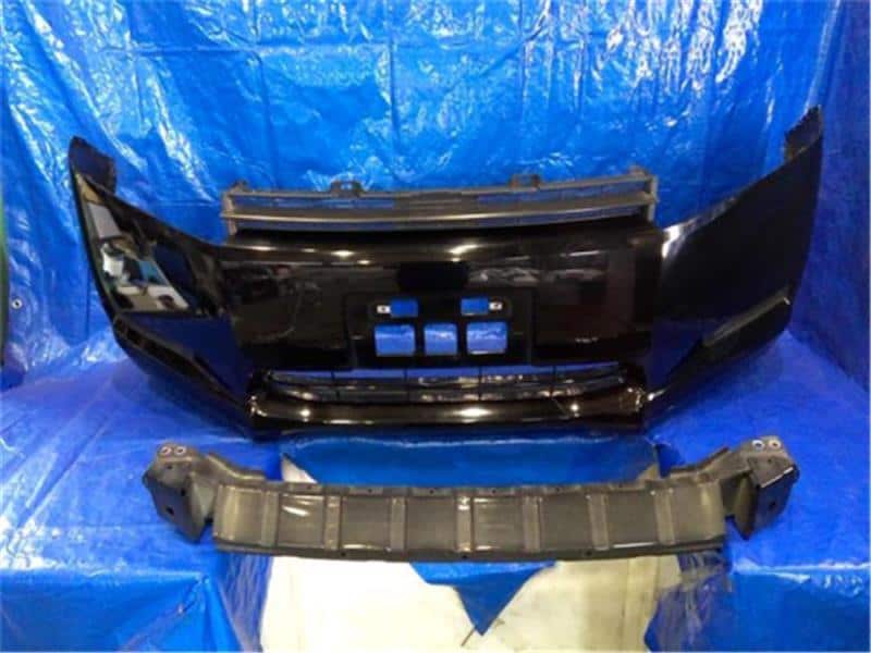 Front Bumper HONDA Step Wagon 2011 DBA-RK1 — photo 1