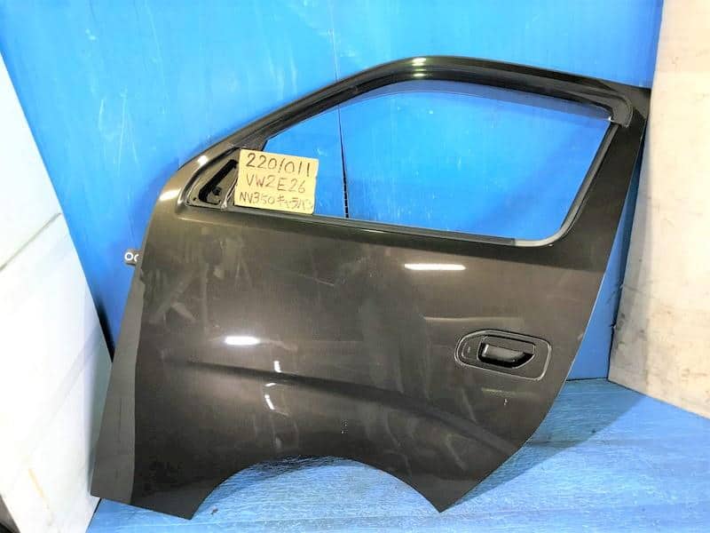 Front Left Door Assembly NISSAN Nv350 — photo 1