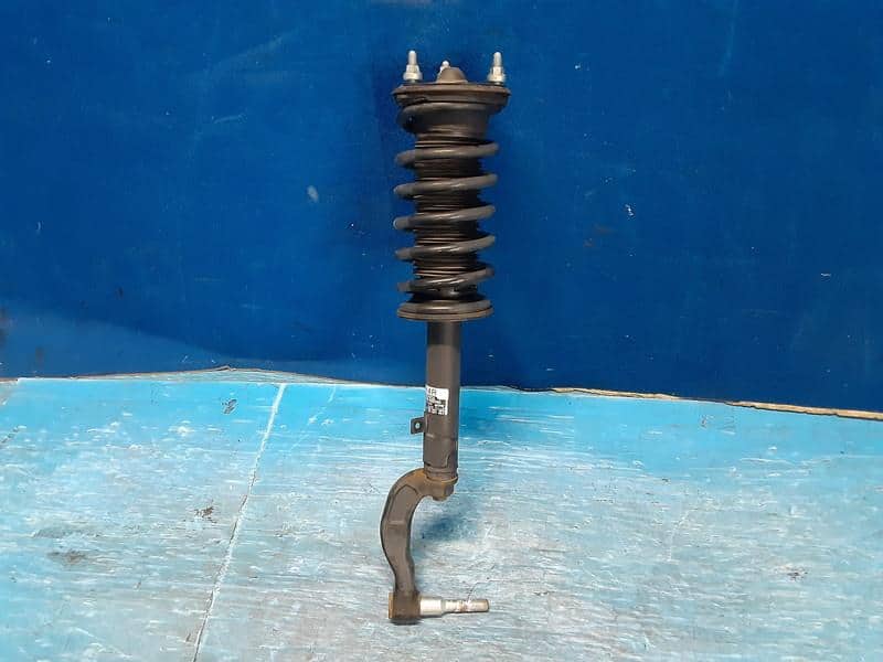 Front Right Strut Assembly TOYOTA Crown 2017 DAA-AWS211 4851080781 — photo 1
