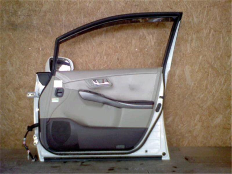Front Right Door Assembly TOYOTA SAI 2011 DAA-AZK10 — photo 4