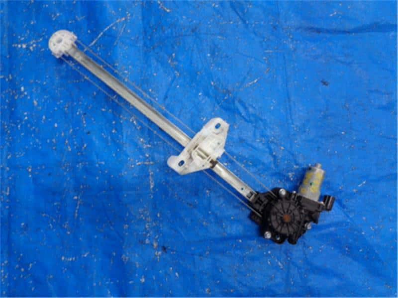 Rear Right Door Window Regulator HONDA Fit 2014 DBA-GK3 — photo 1