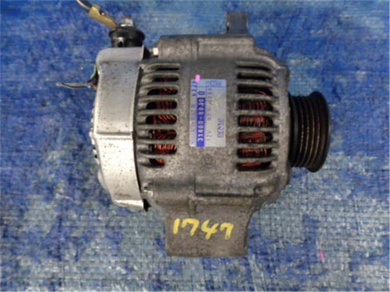 Alternator SUZUKI Splash 2009 DBA-XB32S 3140080J01 — photo 1
