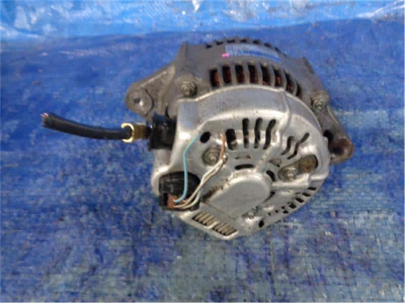 Alternator SUZUKI Splash 2009 DBA-XB32S 3140080J01 — photo 3