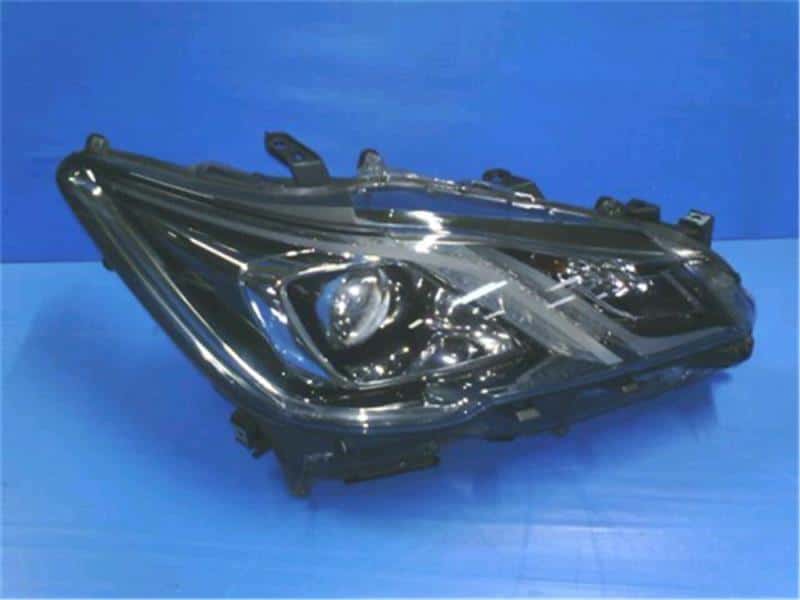 Right Headlight TOYOTA Crown 2016 DBA-GRS210 8111030L91 — photo 1