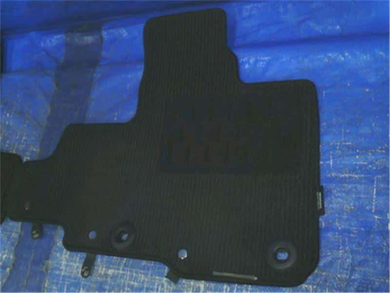Floor Mat HONDA N-wgn 2016 DBA-JH1 — photo 3