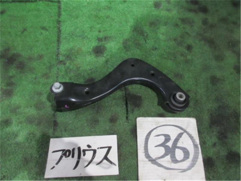 Rear Left Upper Control Arm TOYOTA Prius 2016 DAA-ZVW51 — photo 2