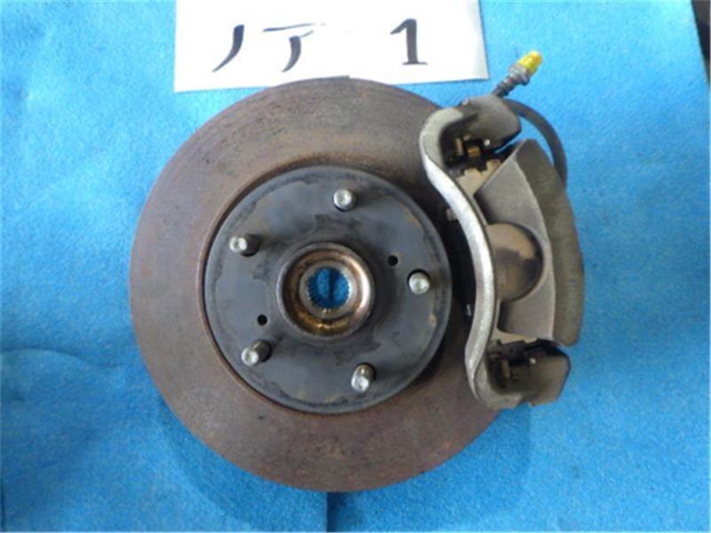 Front Right Knuckle Hub Assembly TOYOTA Noah 2014 DBA-ZRR80 — photo 1