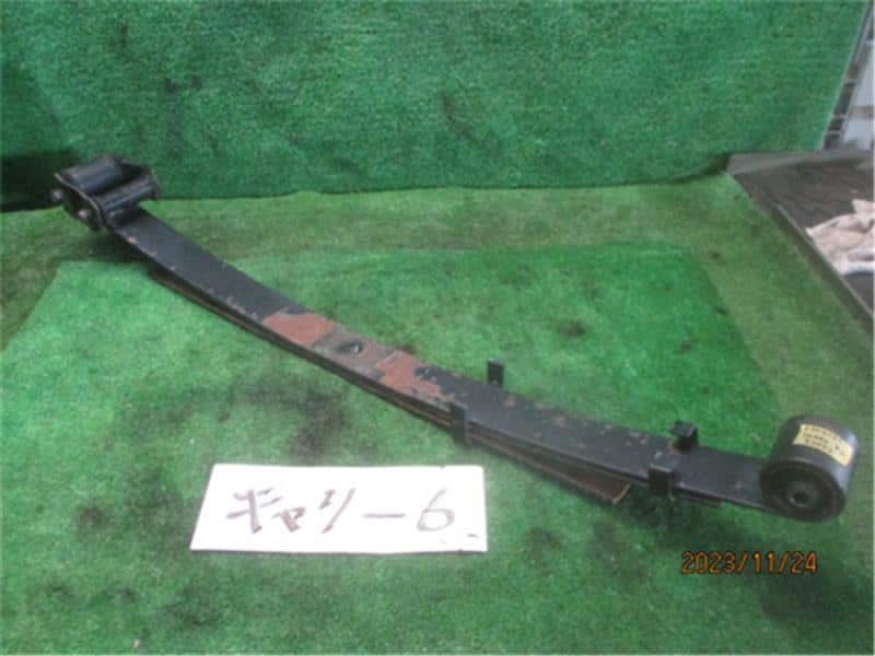 Rear Left Coil Spring SUZUKI Carry 2005 LE-DA63T 4131067H00 — photo 1