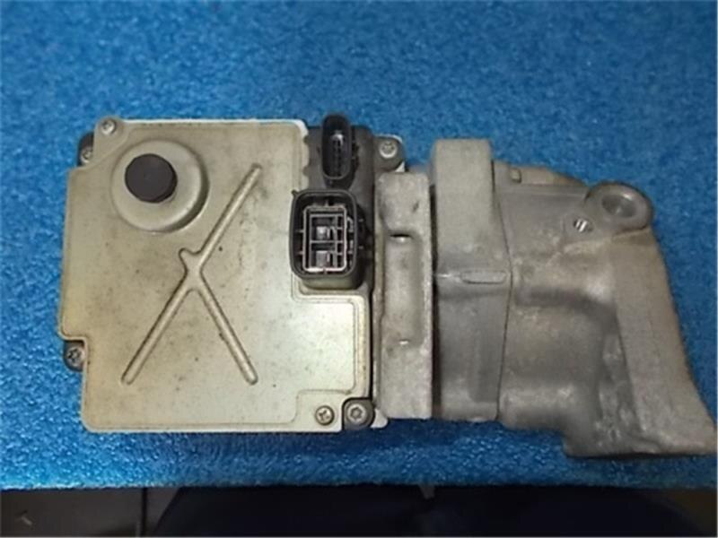 A/C Compressor TOYOTA SAI 2011 DAA-AZK10 — photo 2