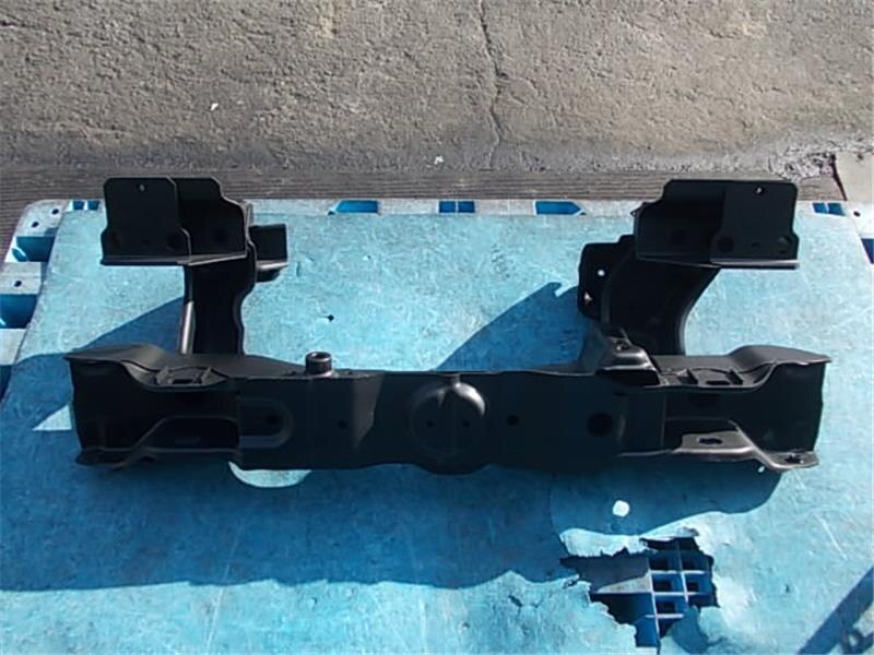 Rear Member Assembly TOYOTA Liteace 2004 GK-KR42 — photo 4