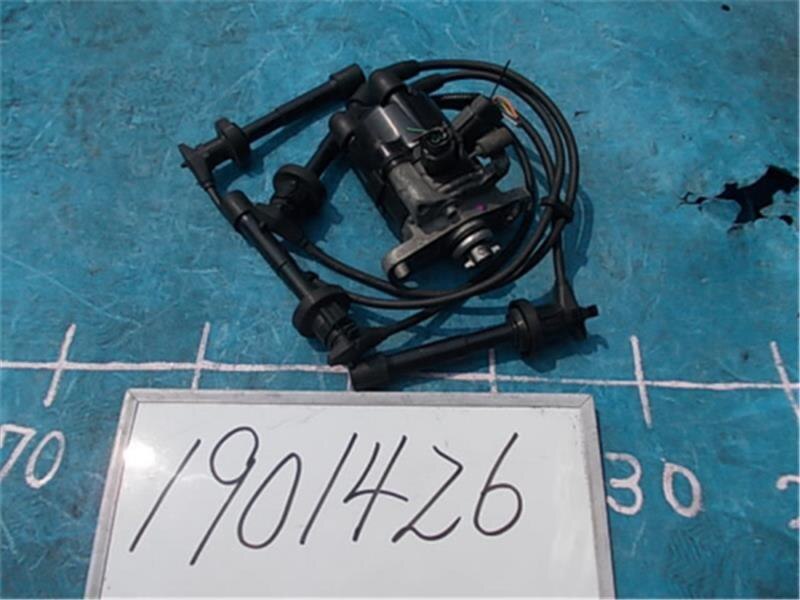 Ignition Distributor NISSAN Bluebird 1994 E-HU13 — photo 1