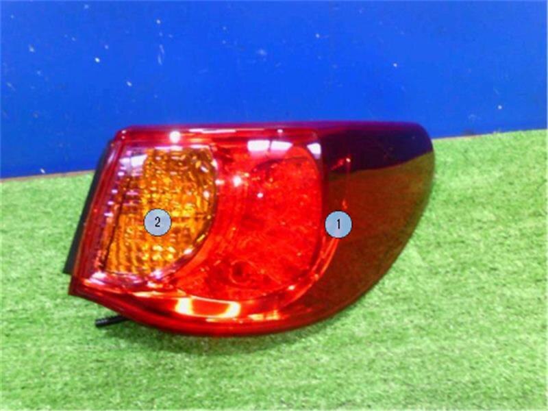 Right Tail Light TOYOTA Mark X 2011 DBA-GRX130 — photo 1
