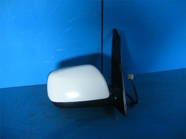 Right Side Door Mirror TOYOTA Ipsum 2002 TA-ACM21 — photo 1