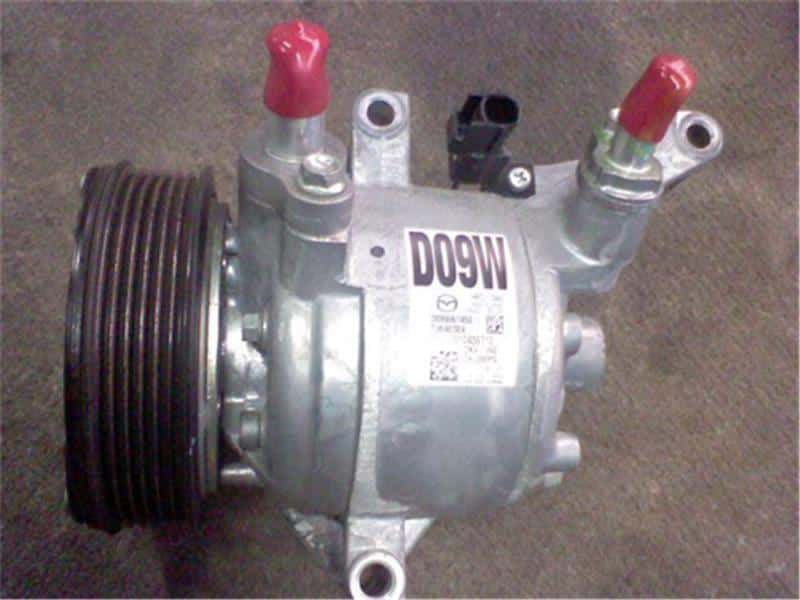 A/C Compressor MAZDA Demio 2017 DBA-DJ3FS D09W61450 — photo 1