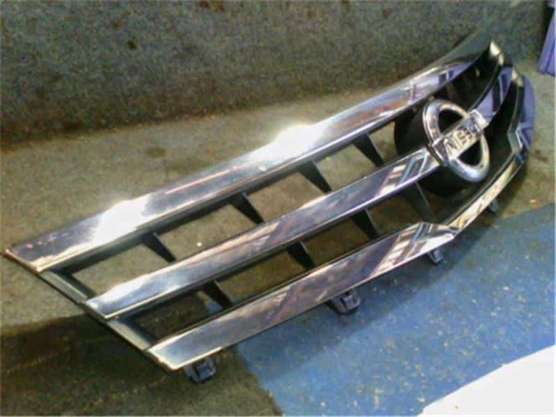 Radiator Grille NISSAN Roox 2011 CBA-ML21 — photo 3