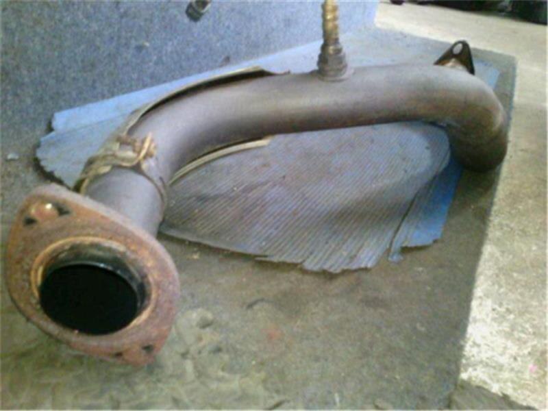 Exhaust Center Muffler TOYOTA RAV4 2010 DBA-ACA31 — photo 2
