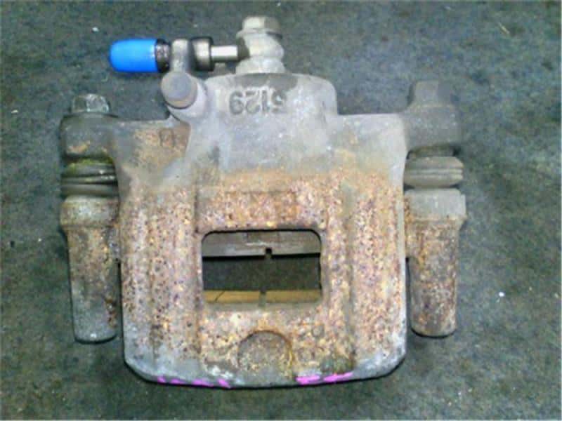 Front Right Brake Caliper NISSAN Dayz 2014 DBA-B21 — photo 1