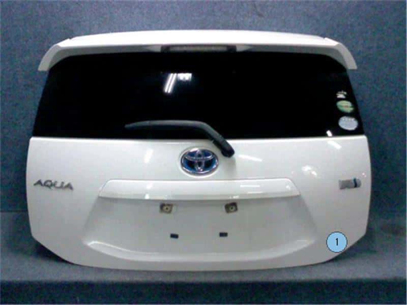Back Door Assembly TOYOTA Aqua 2012 DAA-NHP10 — photo 1