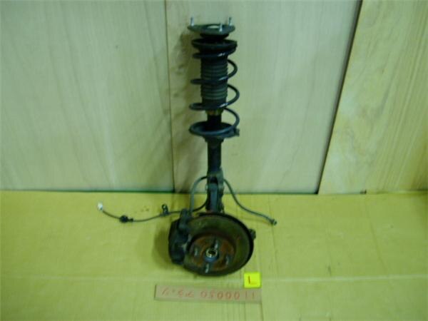 Front Left Strut Assembly TOYOTA Platz 2001 TA-SCP11 — photo 1