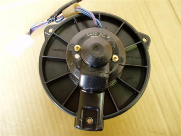 Blower Motor TOYOTA Platz 2001 TA-SCP11 — photo 2