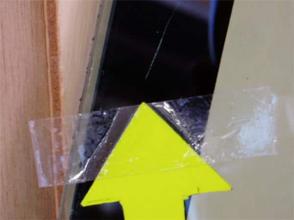 Front Windshields Glass SUZUKI Kei 2000 GF-HN11S 8451182G00 — photo 2