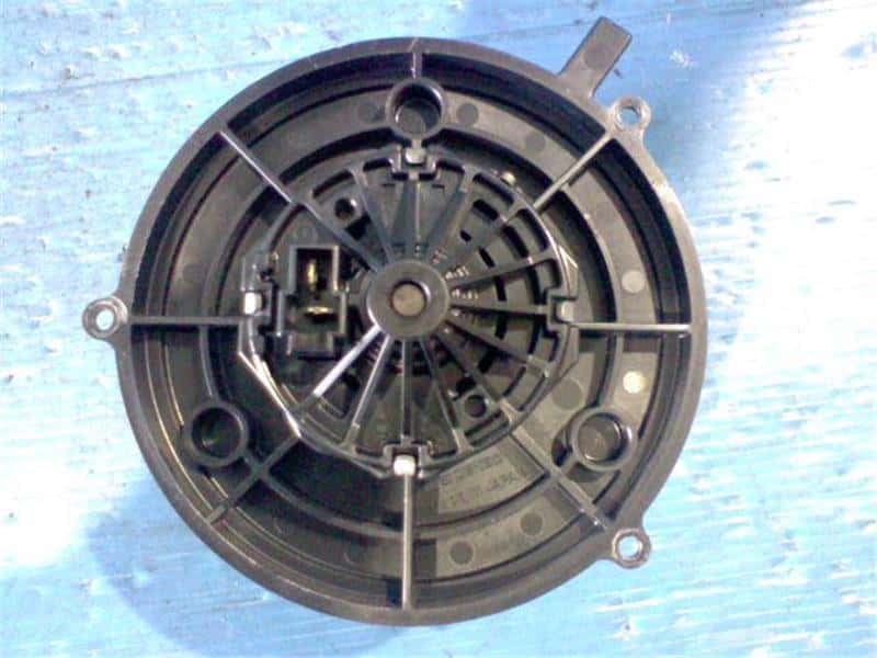 Blower Motor HONDA Life 1999 GF-JB1 — photo 2